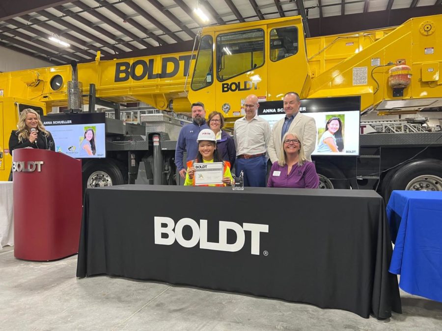 Anna Scheuller Explains Why, How She Signed with BOLDT thru Green Bay Youth Apprenticeship Program