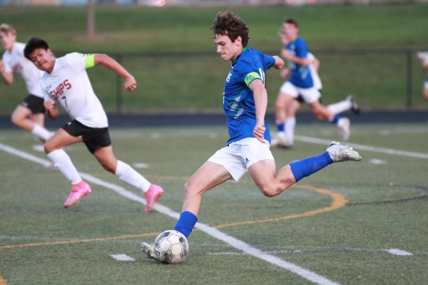 Keegan Maxfield Commits to UW-Platteville to Play Soccer