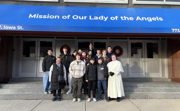 Sophomores 'Live Out Our Faith' on Service Trip to Chicago Neighborhood