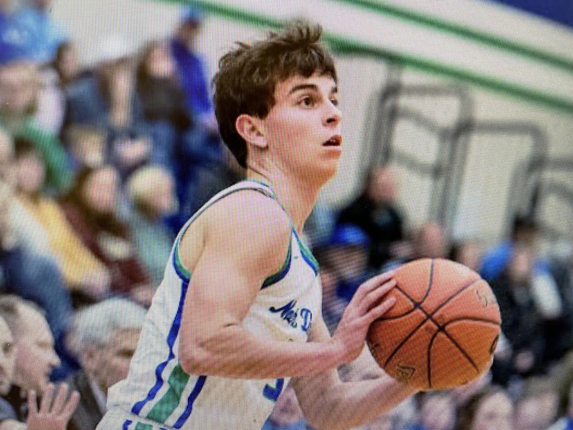 Senior Guard Leo Weber Credits Teammates for Scoring Opportunities