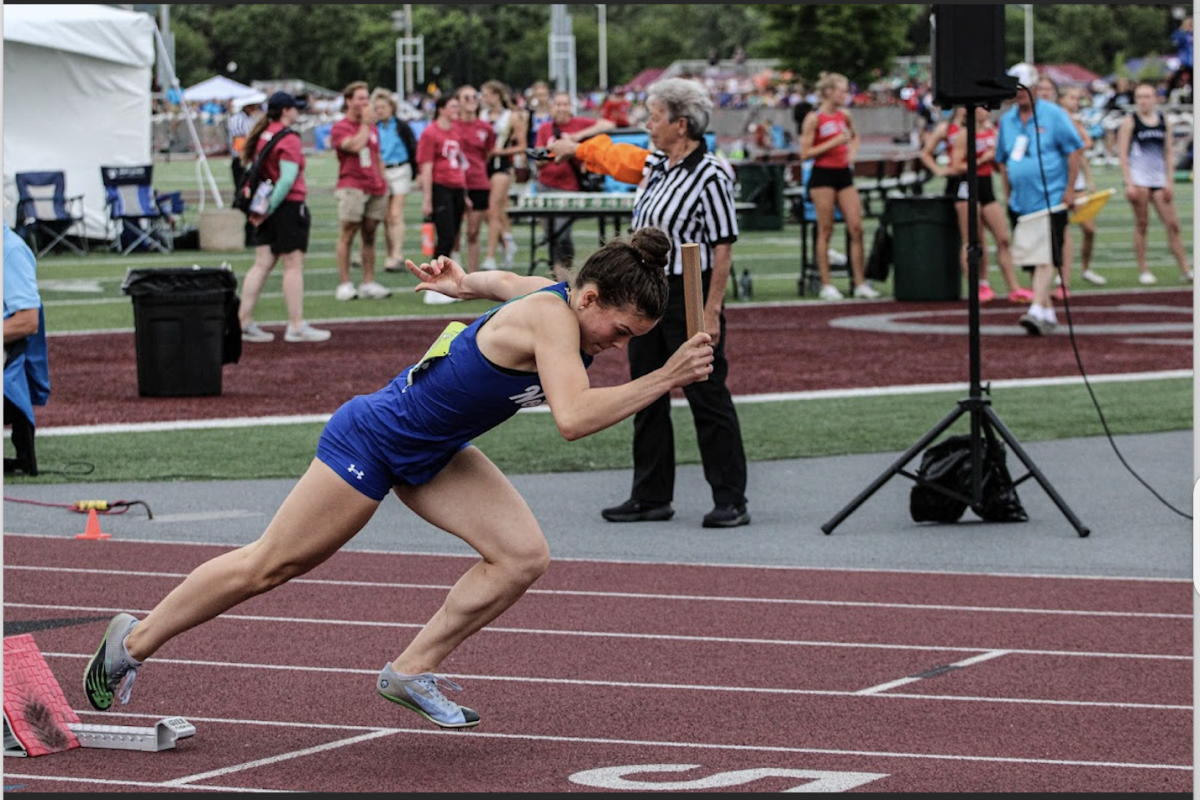 Senior Julia Nolle Highlights Benefits of Exercise with IB Project