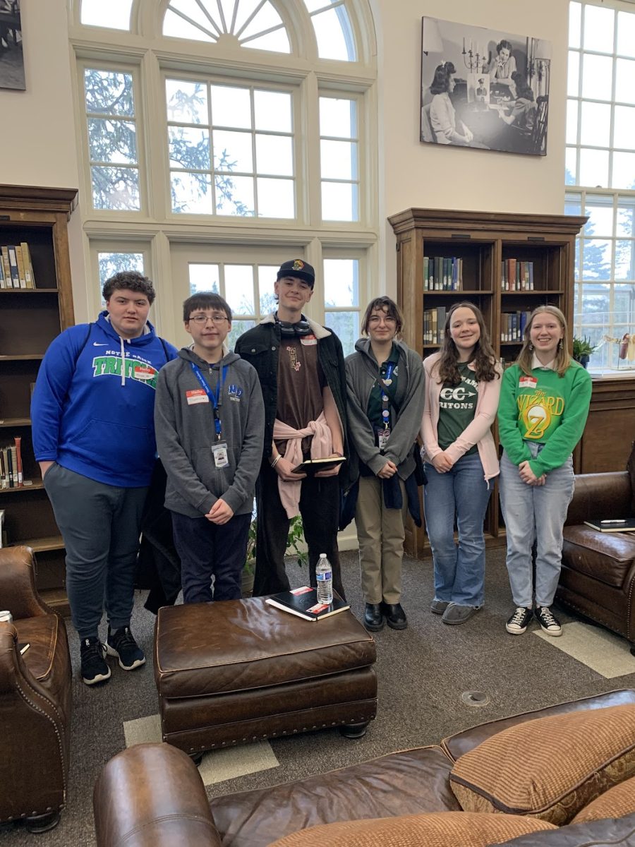Six Writers' Union Members Attend All-Day Writing Workshop at Ripon College
